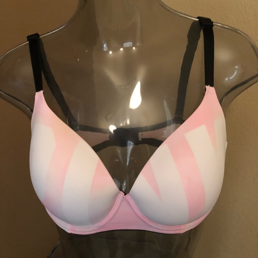 VS Pink Bra